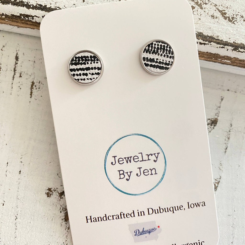 Stud Earrings: White w/Black Dotted Lines