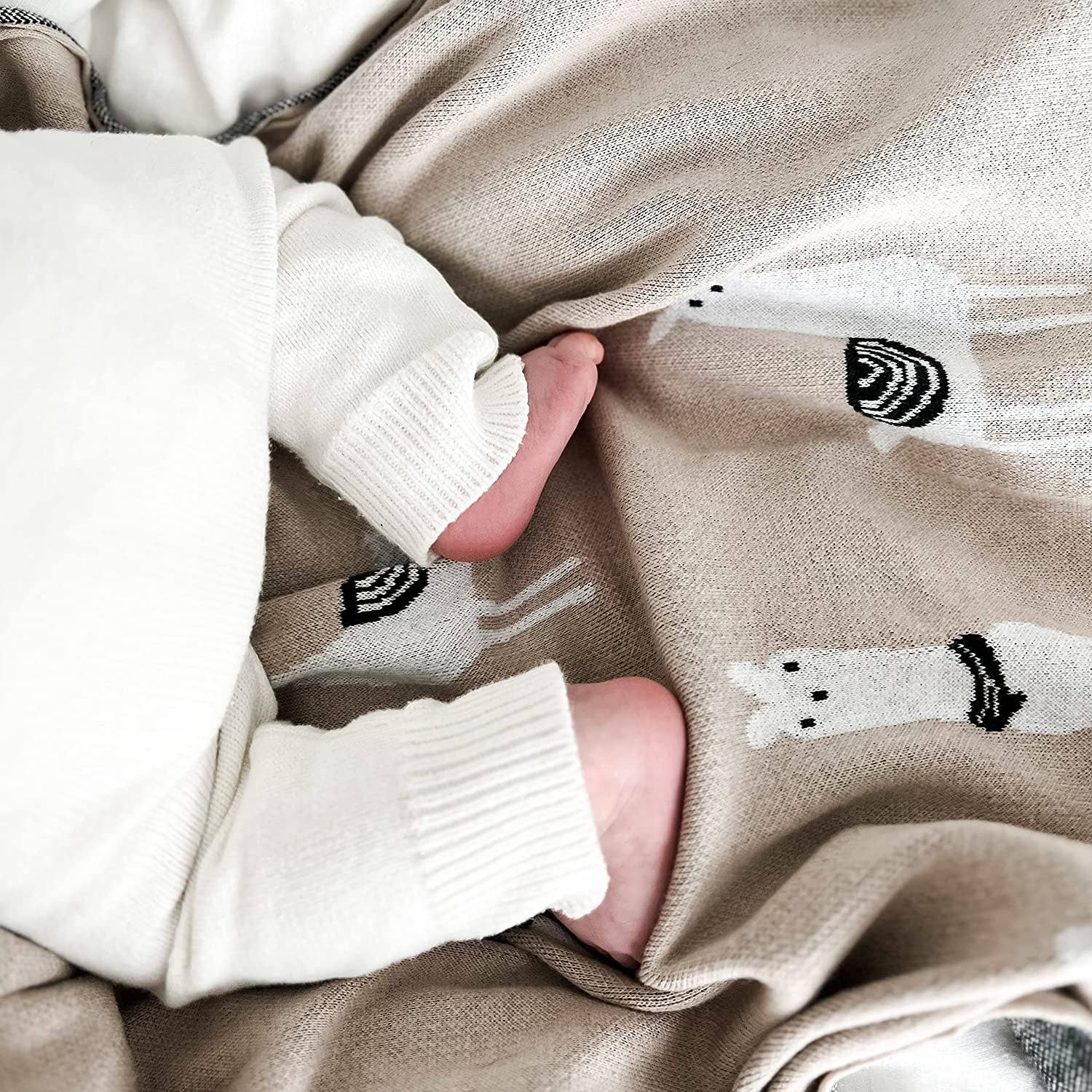 100% Luxury Cotton Swaddle Receiving Baby Blanket - Llama