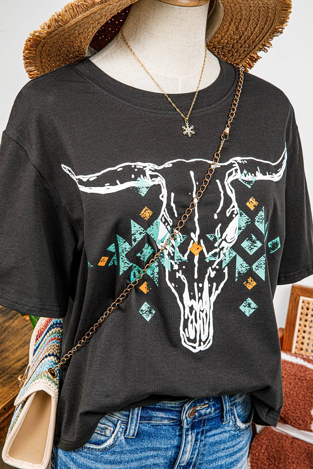 Vintage Western Bull Head Skull Turquoise Graphic T Shirt