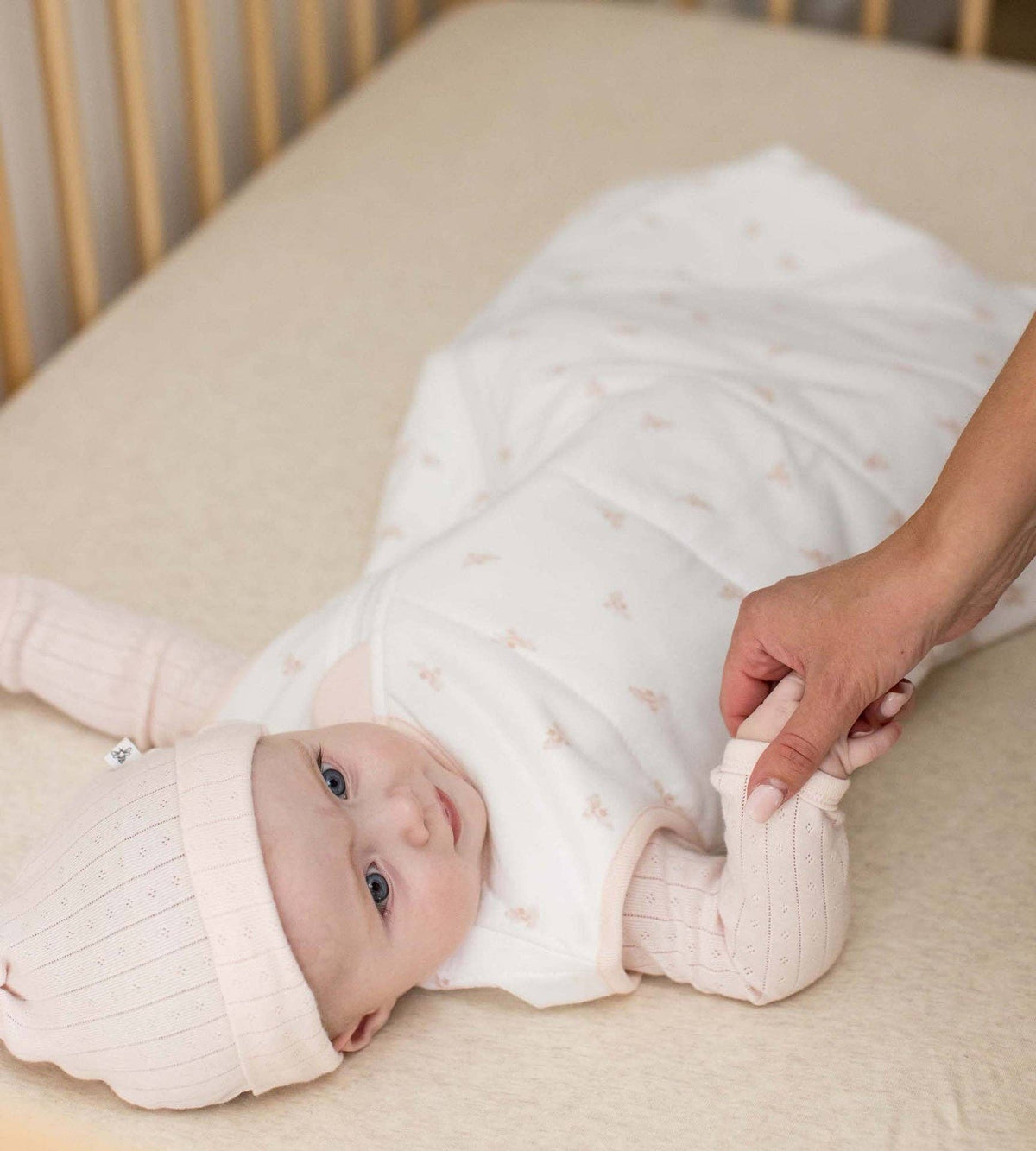 Solid Organic Cotton BEESNUG® Fitted Crib Sheet - Oatmeal