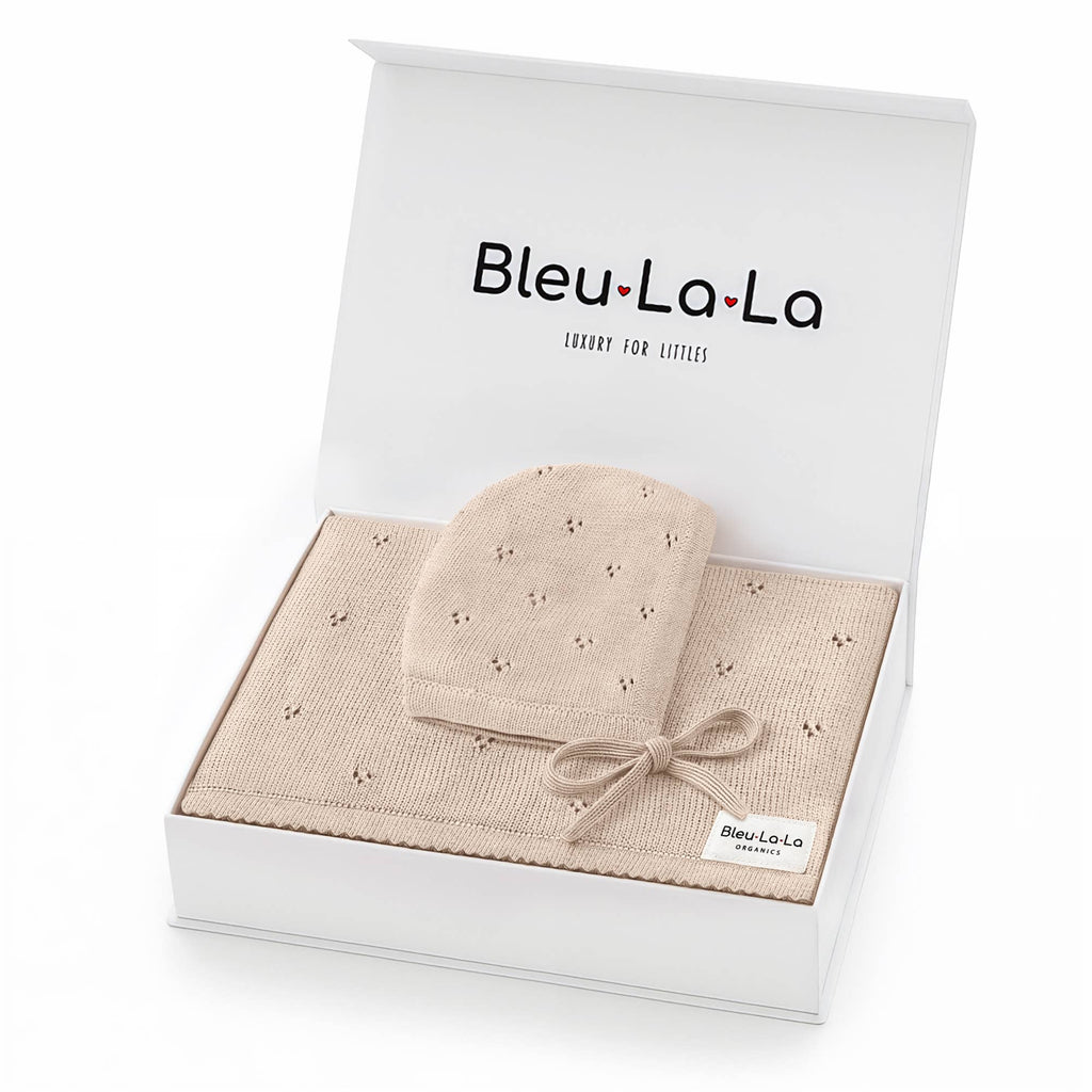 100% Organic Cotton Luxury Organic Blanket + Hat Gift Set